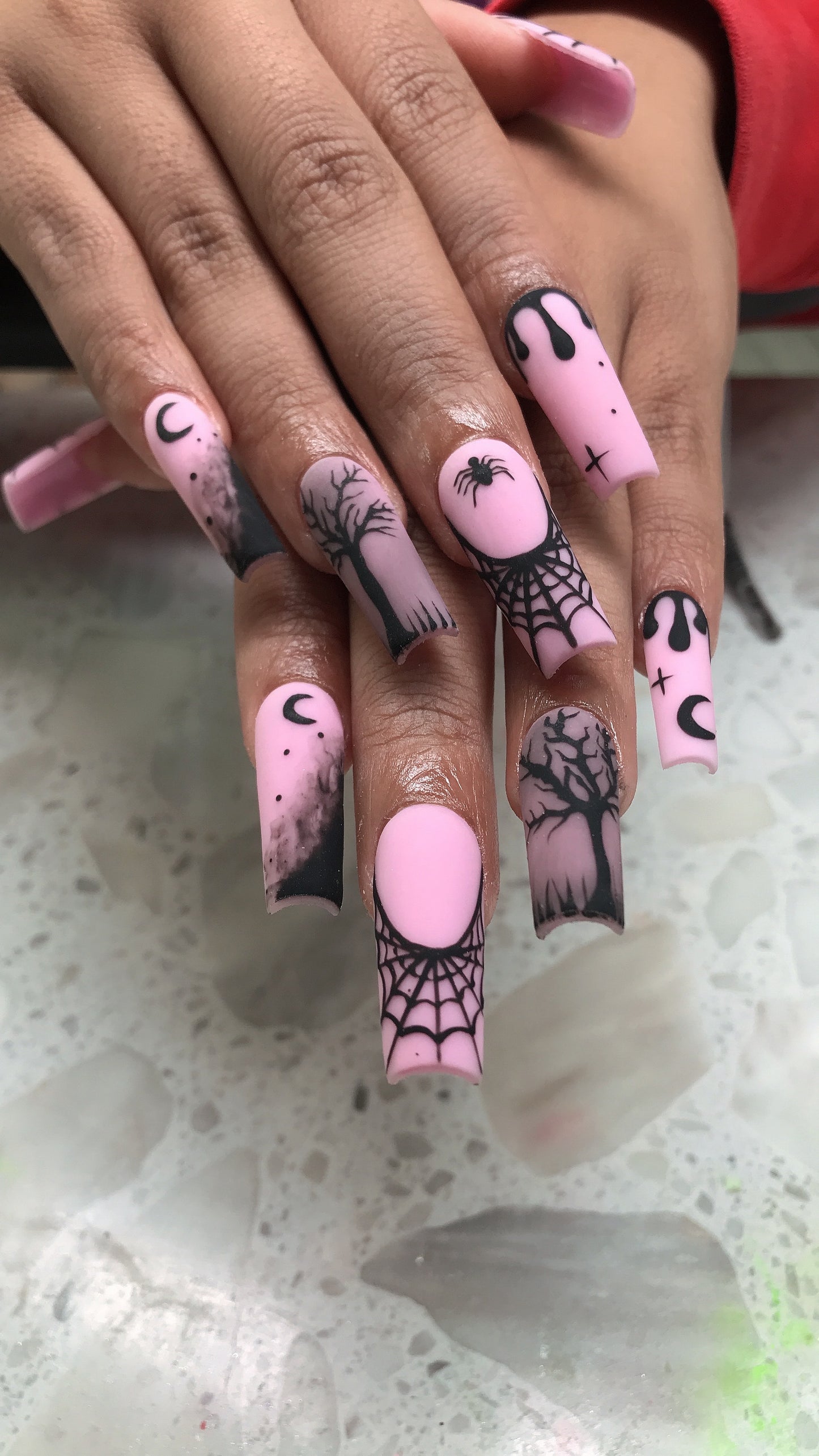 Black Gel quickly dries (khô nhanh)